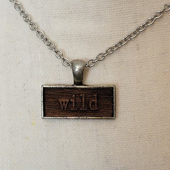 NWT "WILD" USA Made Wood Pendant Necklace Silver Link Chain With Display - Picture 2 of 14